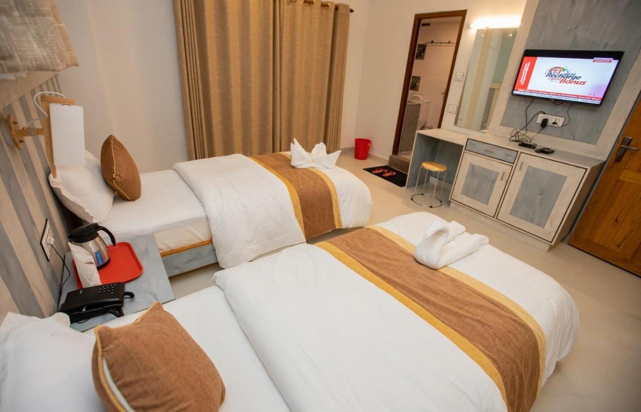 Hotel Visitors Inn , Покхара Екстер'єр фото