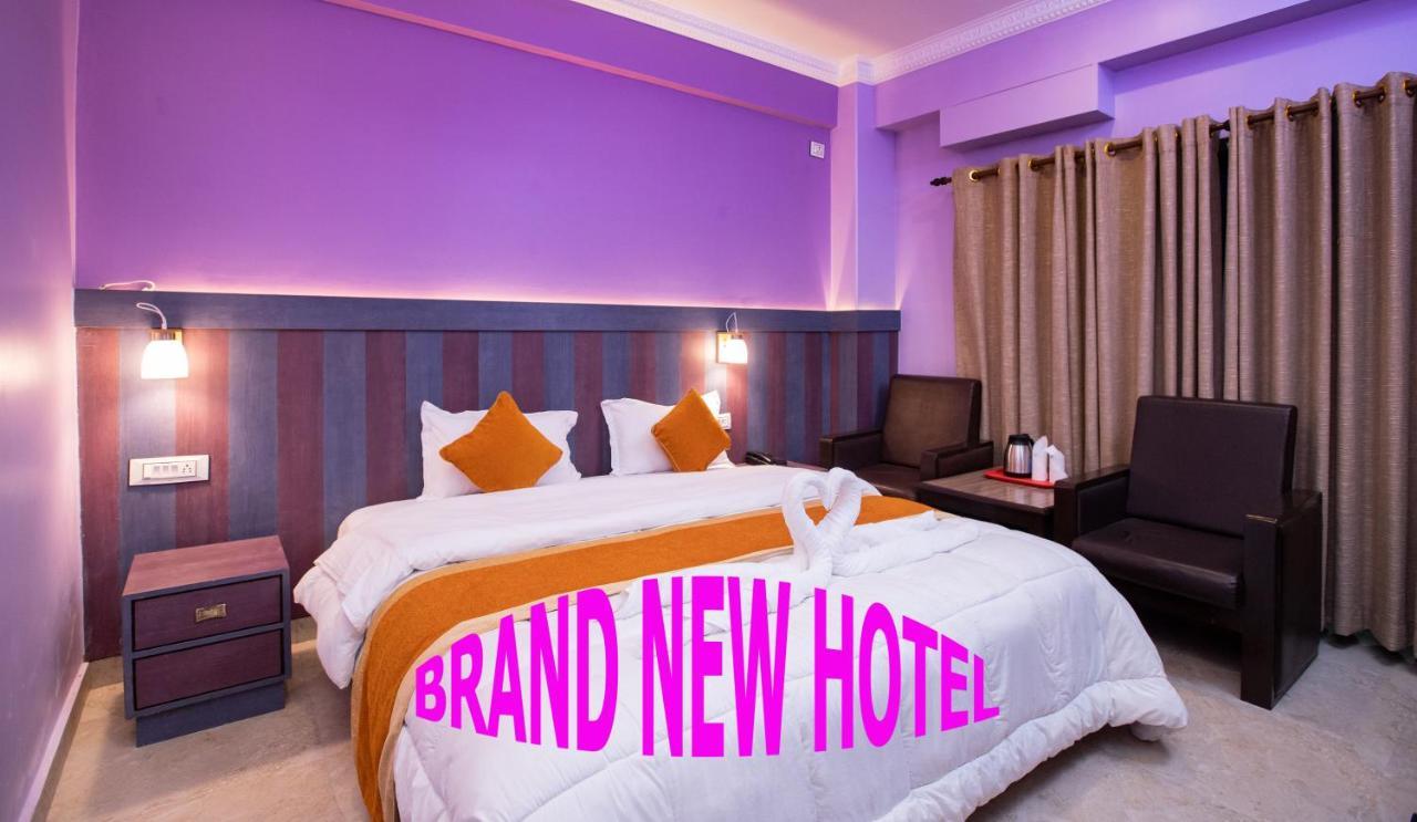 Hotel Visitors Inn , Покхара Екстер'єр фото