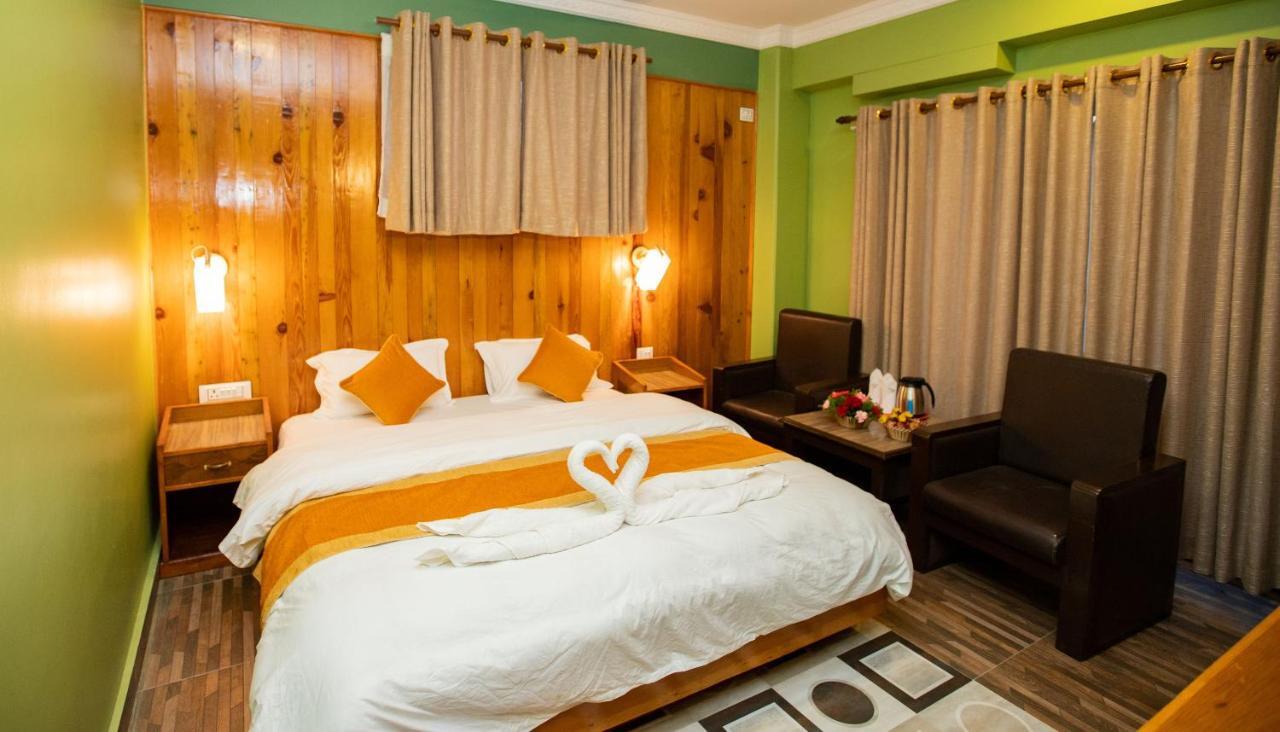 Hotel Visitors Inn , Покхара Екстер'єр фото